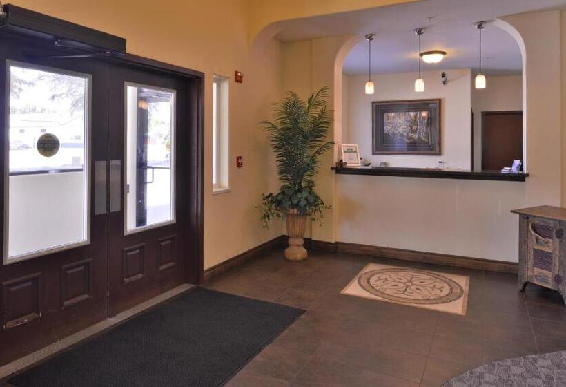 ユースホステル Blue Spruce Inn Meeker, Colorado