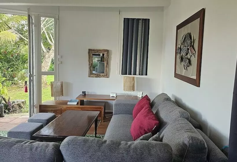 تختخواب و صبحانه Habitation Villa Les Cassias