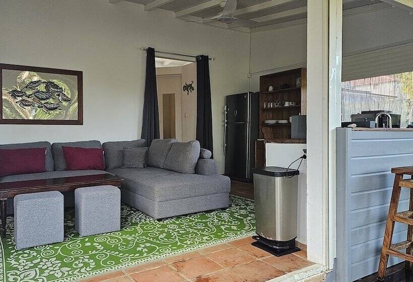 تختخواب و صبحانه Habitation Villa Les Cassias