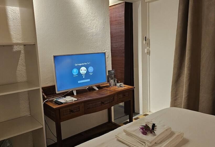 تختخواب و صبحانه Habitation Villa Les Cassias