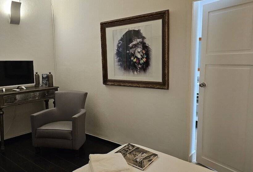 تختخواب و صبحانه Habitation Villa Les Cassias