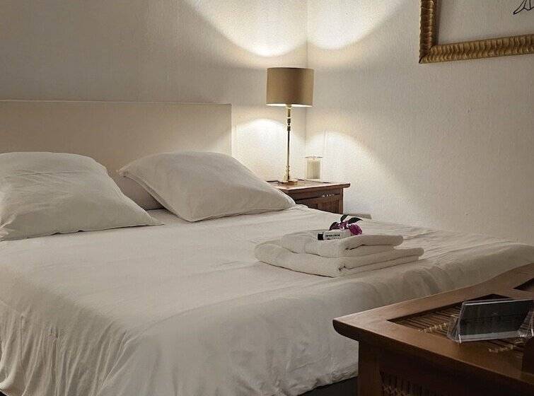 تختخواب و صبحانه Habitation Villa Les Cassias