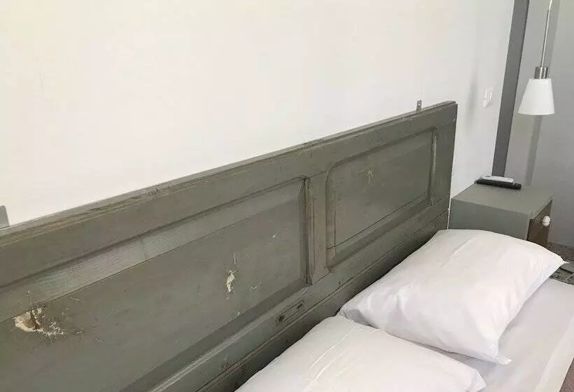 هتل Ripari Di Giobbe