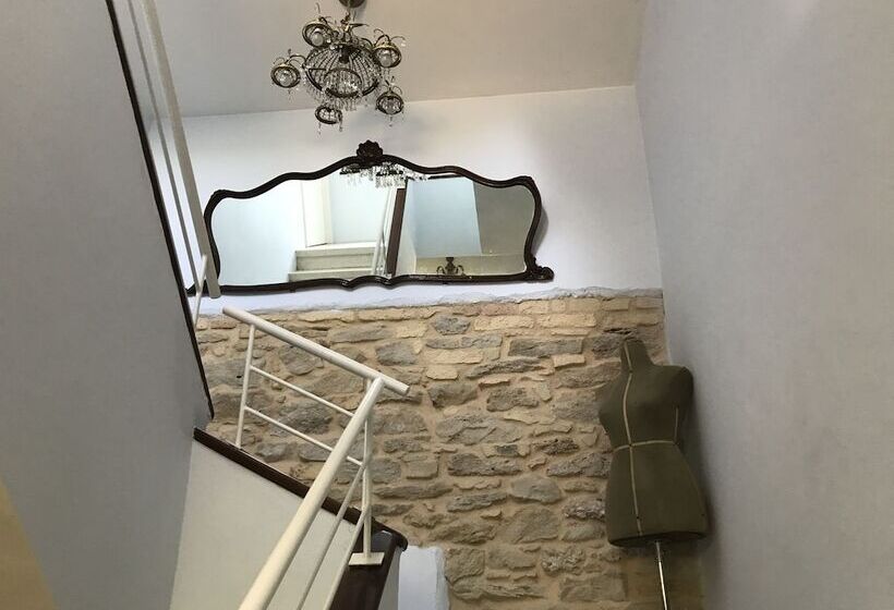 בית מלון כפרי Ripari Di Giobbe