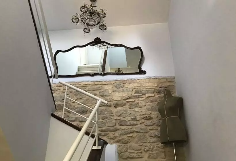 هتل Ripari Di Giobbe