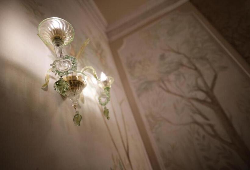 هتل Santa Croce Boutique