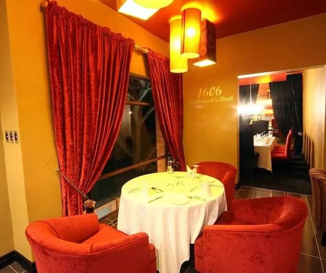 ペンション Cycad Guest House