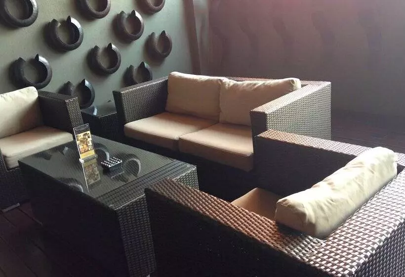 ペンション Cycad Guest House