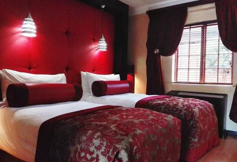 ペンション Cycad Guest House