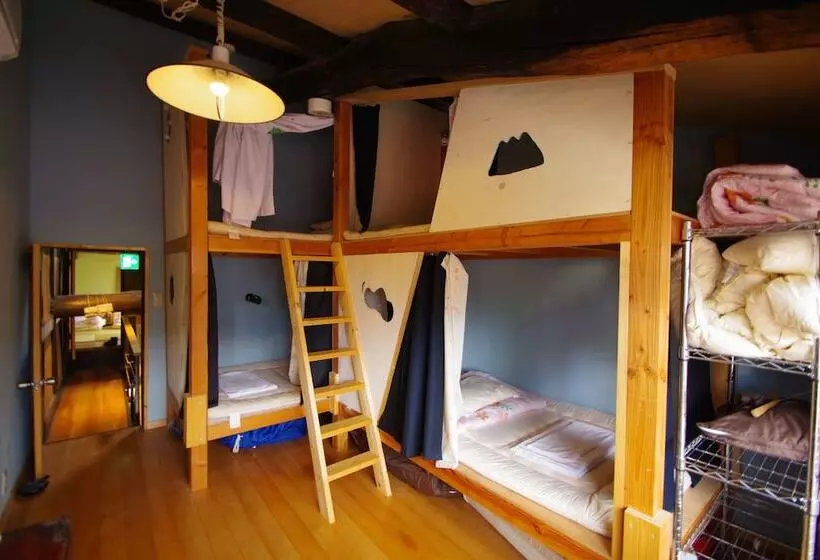 ペンション Kaiho Guesthouse Katsuzo   Hostel