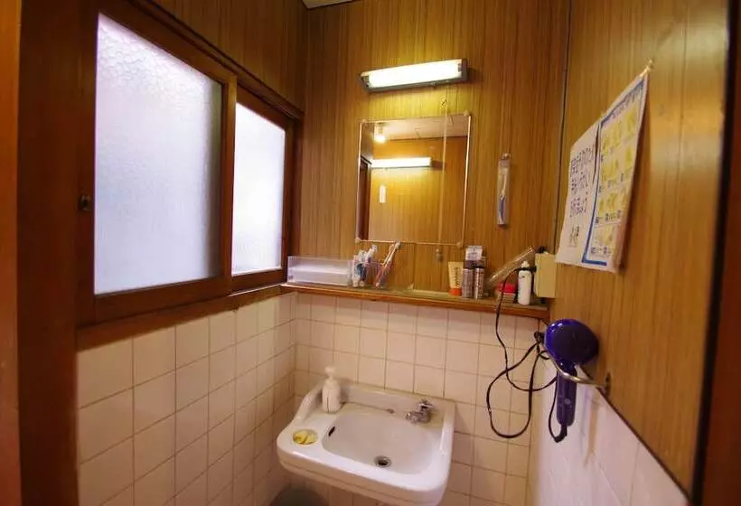 ペンション Kaiho Guesthouse Katsuzo   Hostel