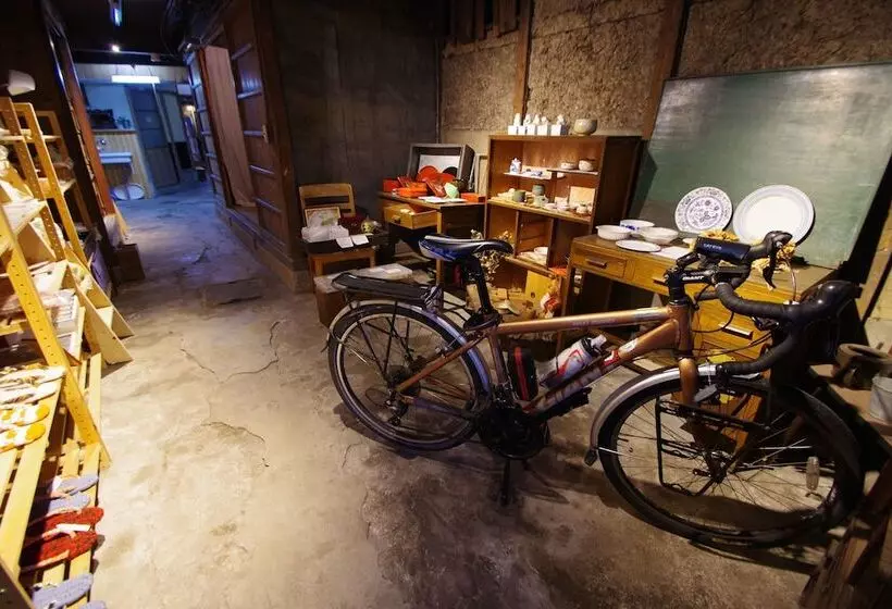 ペンション Kaiho Guesthouse Katsuzo   Hostel