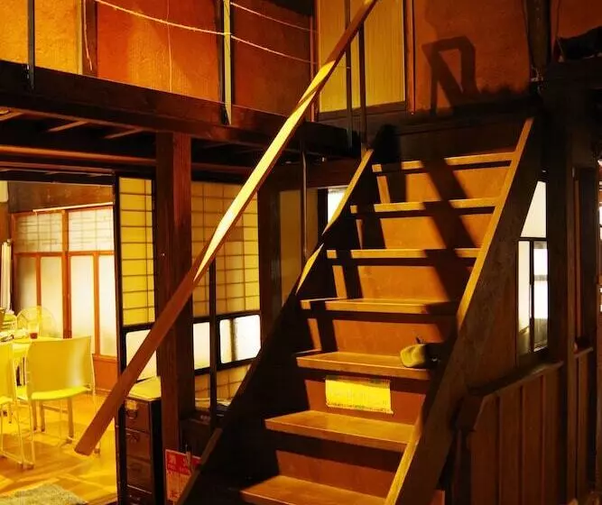 ペンション Kaiho Guesthouse Katsuzo   Hostel