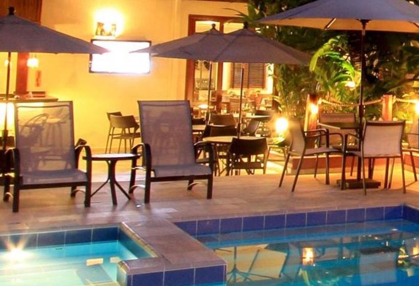 ペンション Pousada Do Almirante