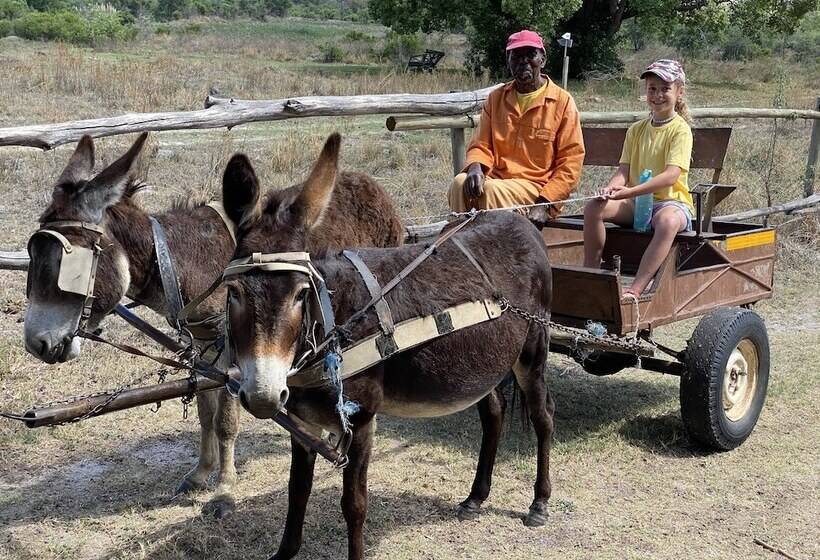 בית מלון כפרי Waterberg Cottages, Private Game Reserve