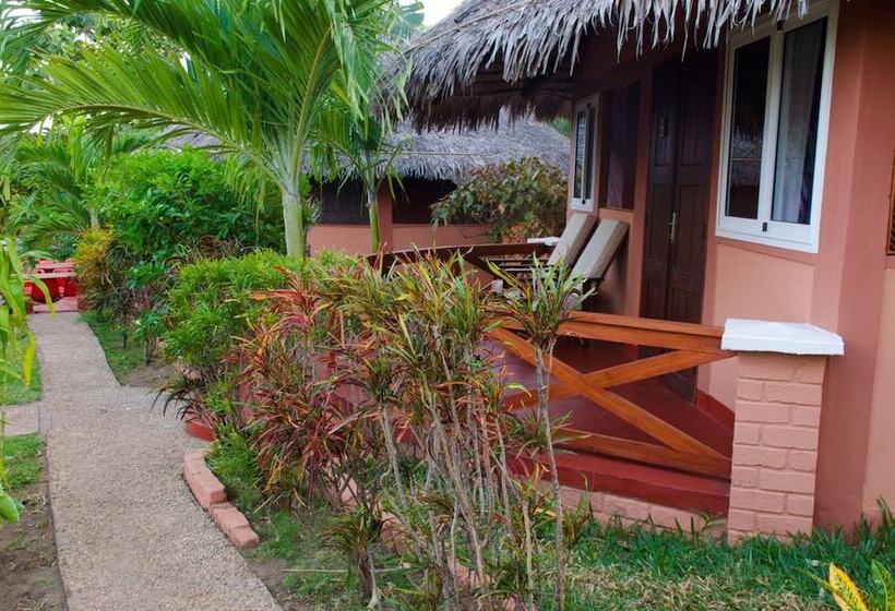 پانسیون Edena Kely