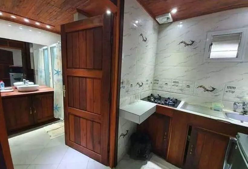 Pension (Hôtel basse catégorie) Edena Kely