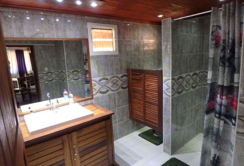 پانسیون Edena Kely