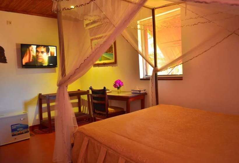 پانسیون Edena Kely