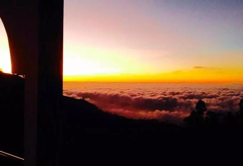 Majatalo Farah Guest Inn