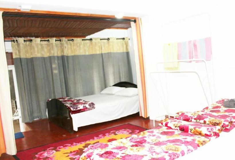 بنسيون Farah Guest Inn