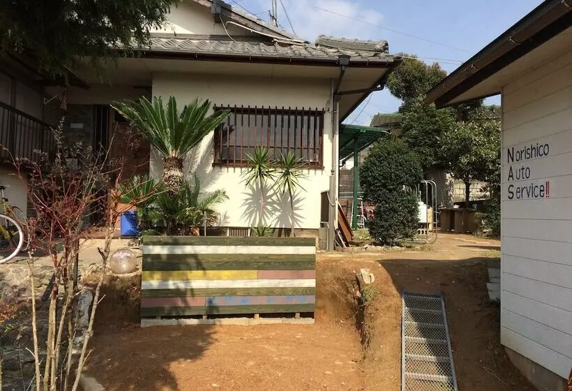 Majatalo Norishico Auto Guest House   Hostel