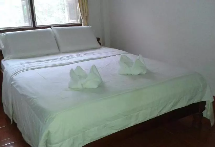 Majatalo Phonephithak Guesthouse