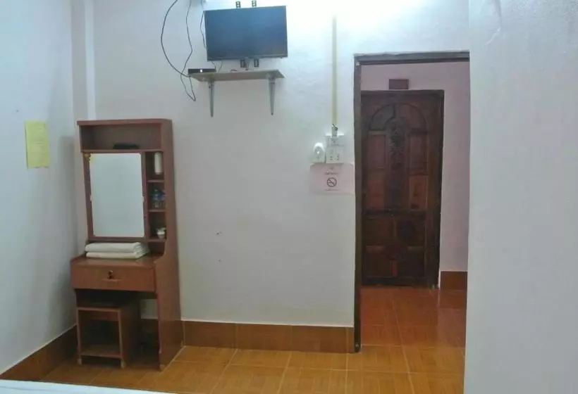 Majatalo Phonephithak Guesthouse