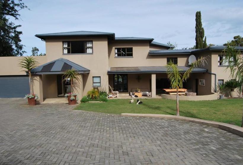 פנסיון 15 Witpeer Street Guesthouse