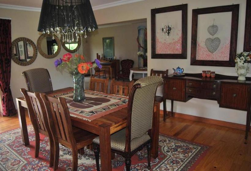 פנסיון 15 Witpeer Street Guesthouse