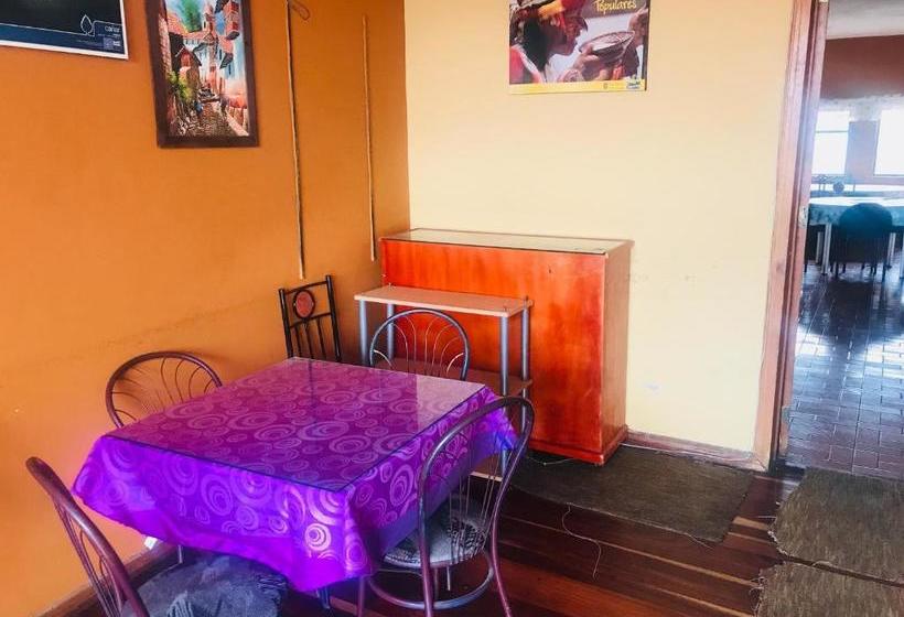 بنسيون Hostal Pachamama Lodge