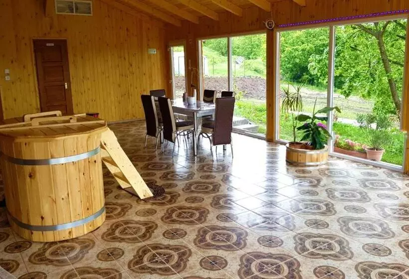 Majatalo Rózsapark Vendégház