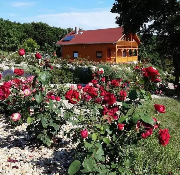Majatalo Rózsapark Vendégház