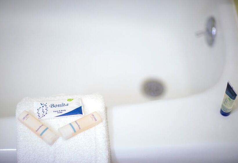 הוסטל Economy Inn Historic District