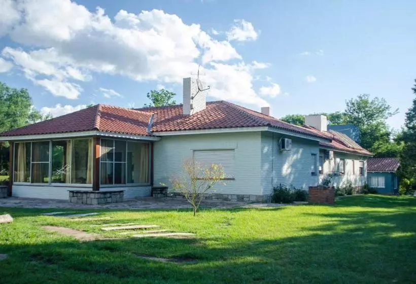 Retkeilymaja Quebrada Mansa