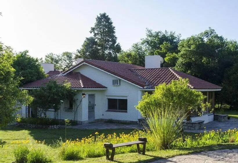Retkeilymaja Quebrada Mansa