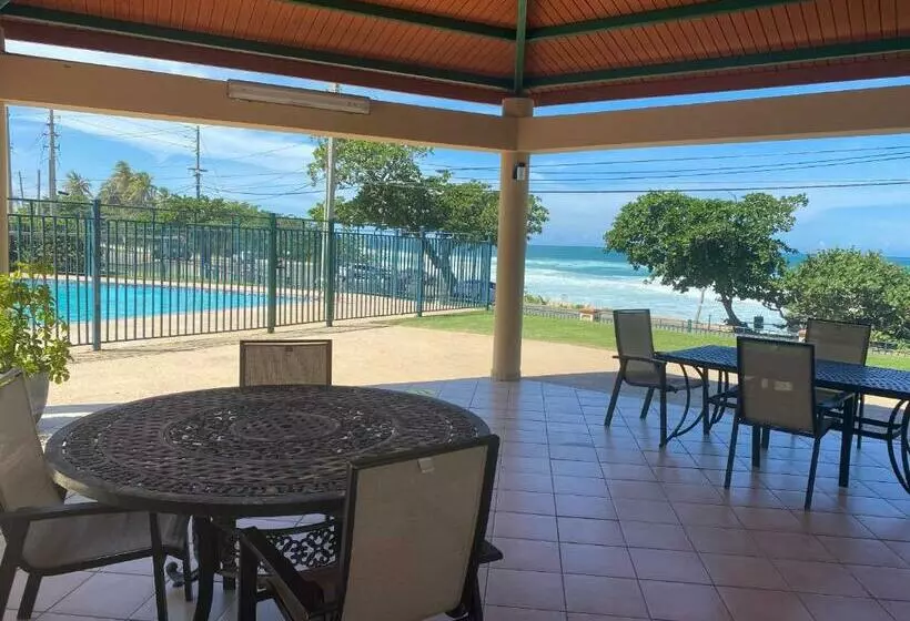 هتل Oceania Apartments At Arecibo 681 Ocean Drive