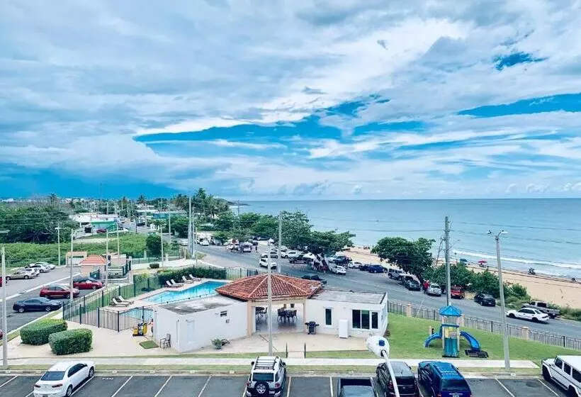 هتل Oceania Apartments At Arecibo 681 Ocean Drive