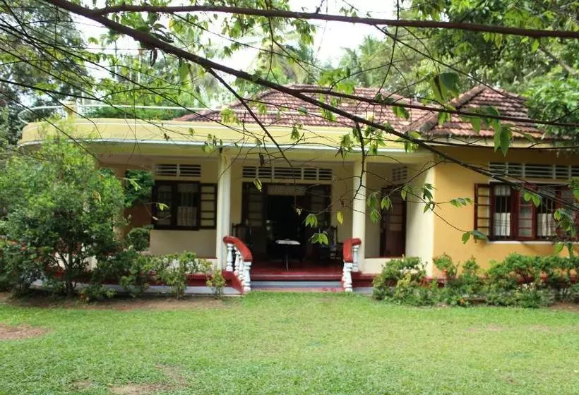 Majatalo Abberny Villa