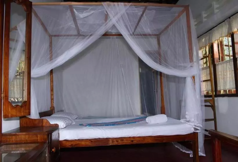 Majatalo Abberny Villa