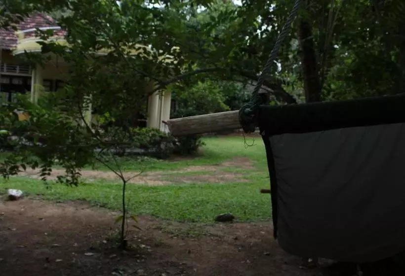 Majatalo Abberny Villa