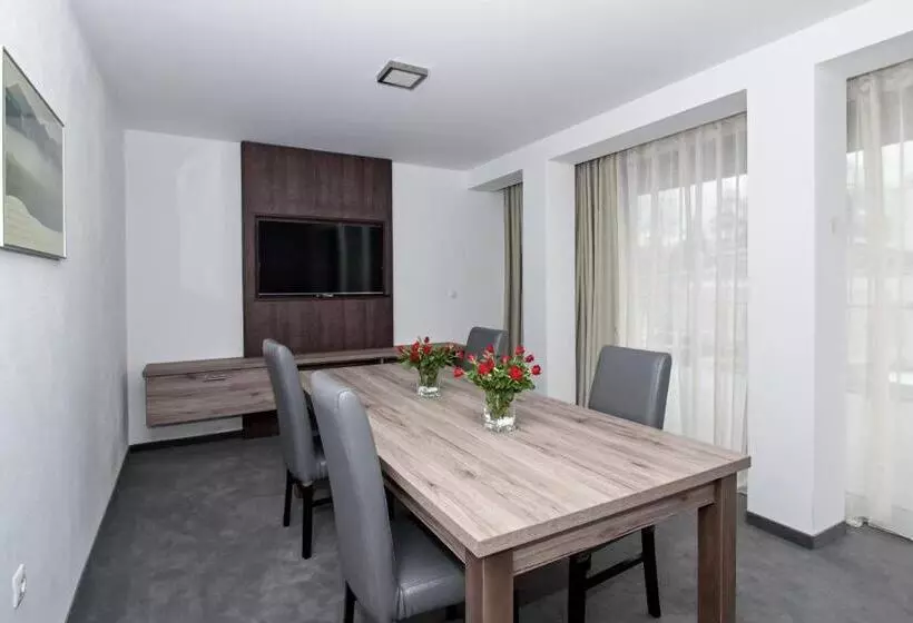 Majatalo Guest House Frizzante