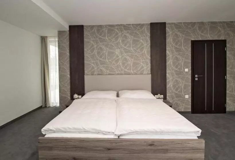 Majatalo Guest House Frizzante