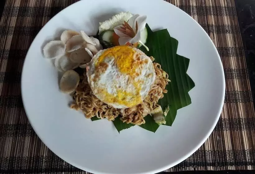 ペンション Kubu Taru