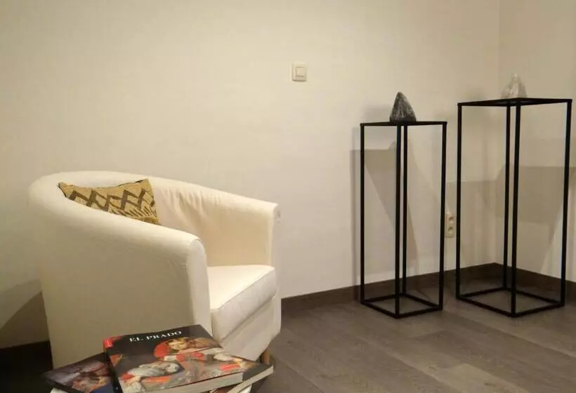 ペンション Rectoversovv