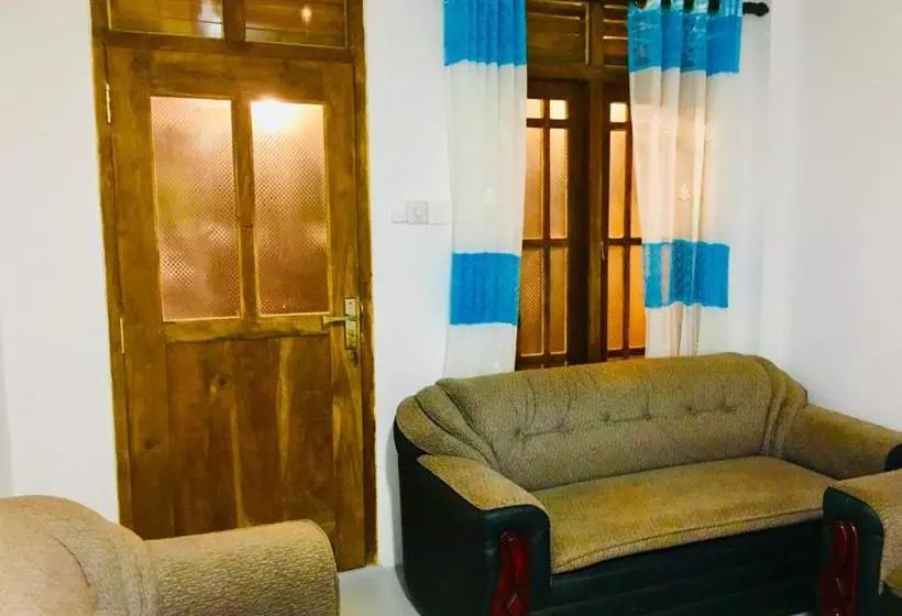 ペンション Sea Breeze Garden