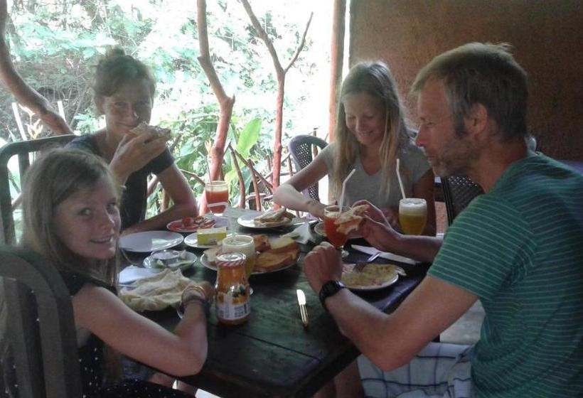 ペンション Sea Breeze Garden