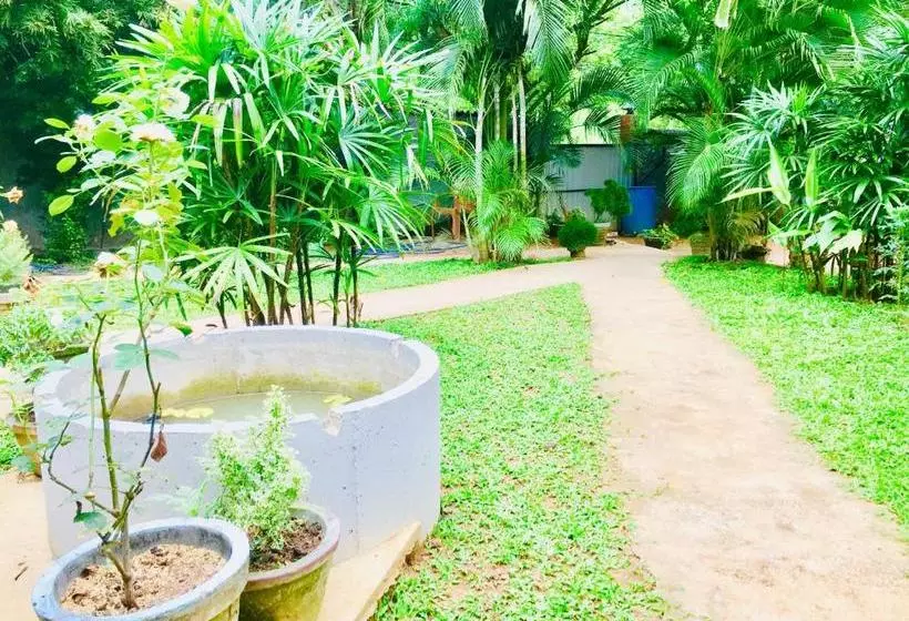 ペンション Sea Breeze Garden