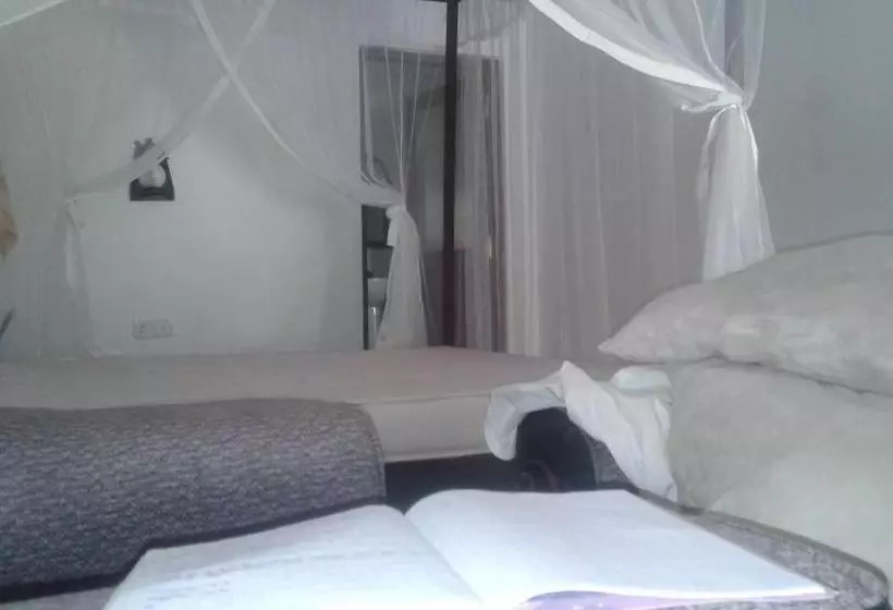 ペンション Sea Breeze Garden