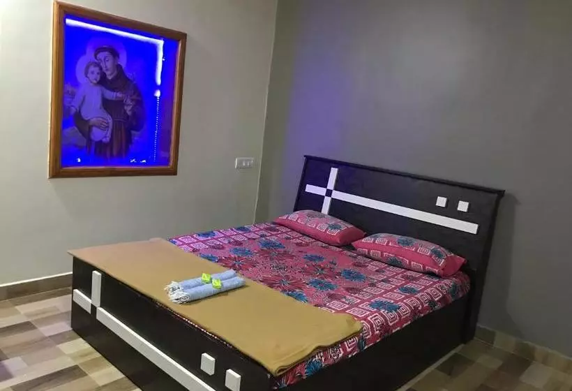 ペンション Vickys Guest House